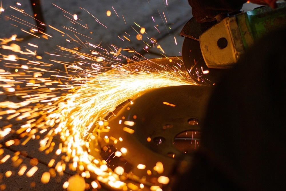 Using Grinding Robots in Material Preparation