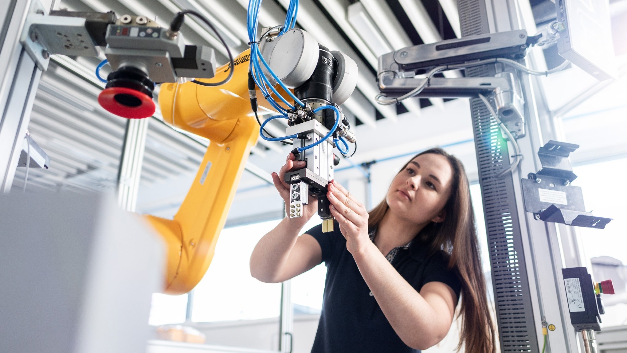 A Practical Guide to Selecting the Right Industrial Robot