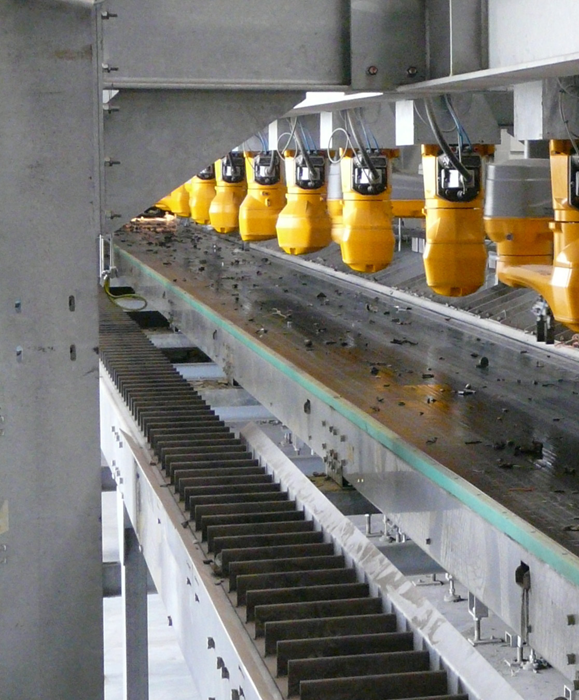 Robot Recycling at Europe’s Largest Automobile Shredder