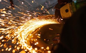 Using Grinding Robots in Material Preparation