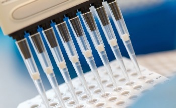 Robots in the Lab: Automated Pipetting