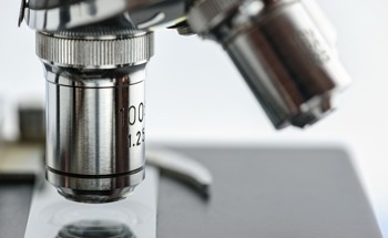 Robotics-Assisted Microscopy in Life Science Research