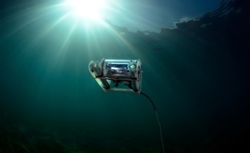 An Overview of Underwater Robotics Technology