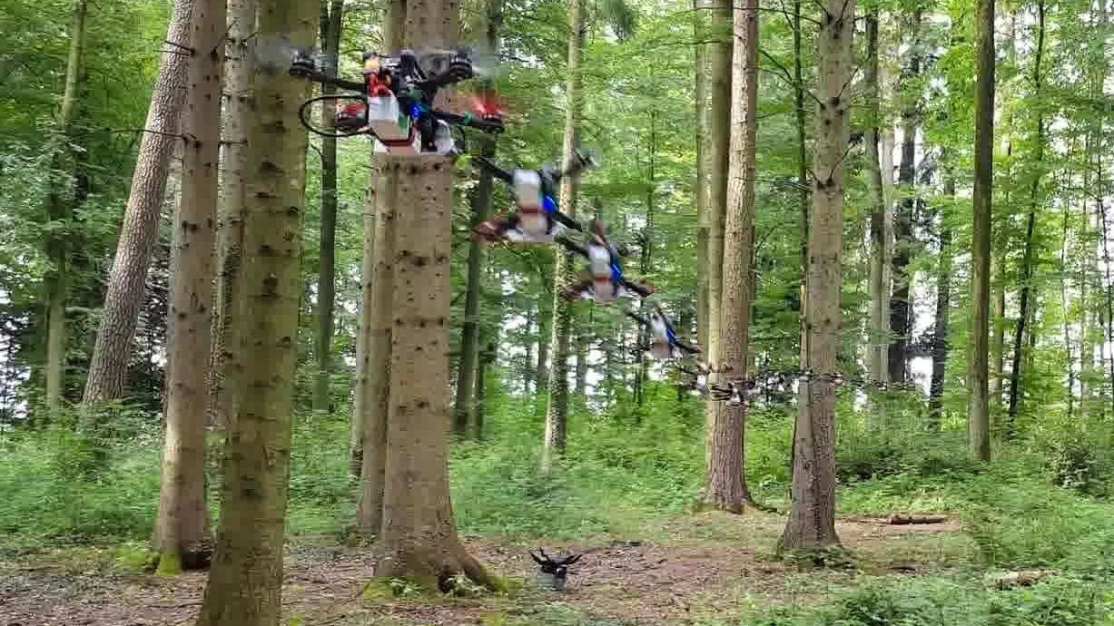 New Approach to Enable Autonomous Flying Quadrotors Explore Unknown Environment.