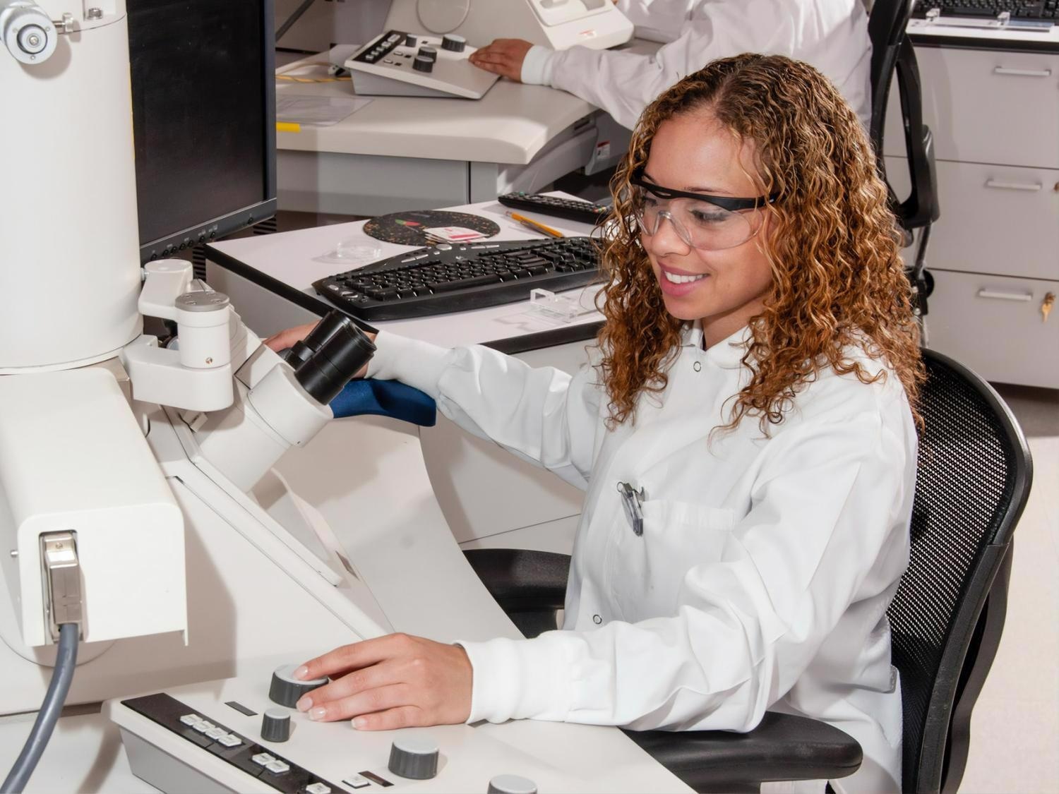 Research Reproducibility Concerns Can Be Resolved Using AI Betting Agents.