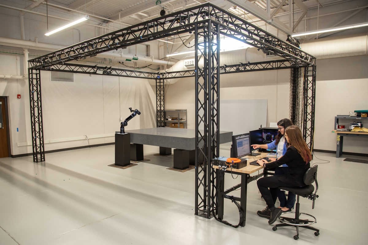 New Space Robotics Capabilities Pave Way for In-Space Servicing