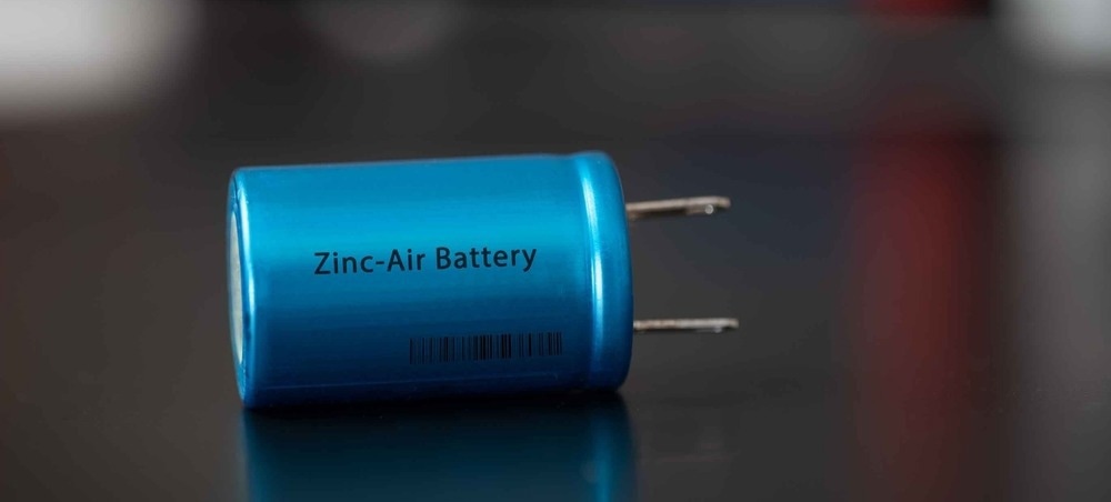 zinc-air battery