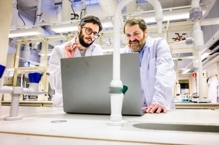 New Method for Predicting the Structure of Large, Complex Proteins