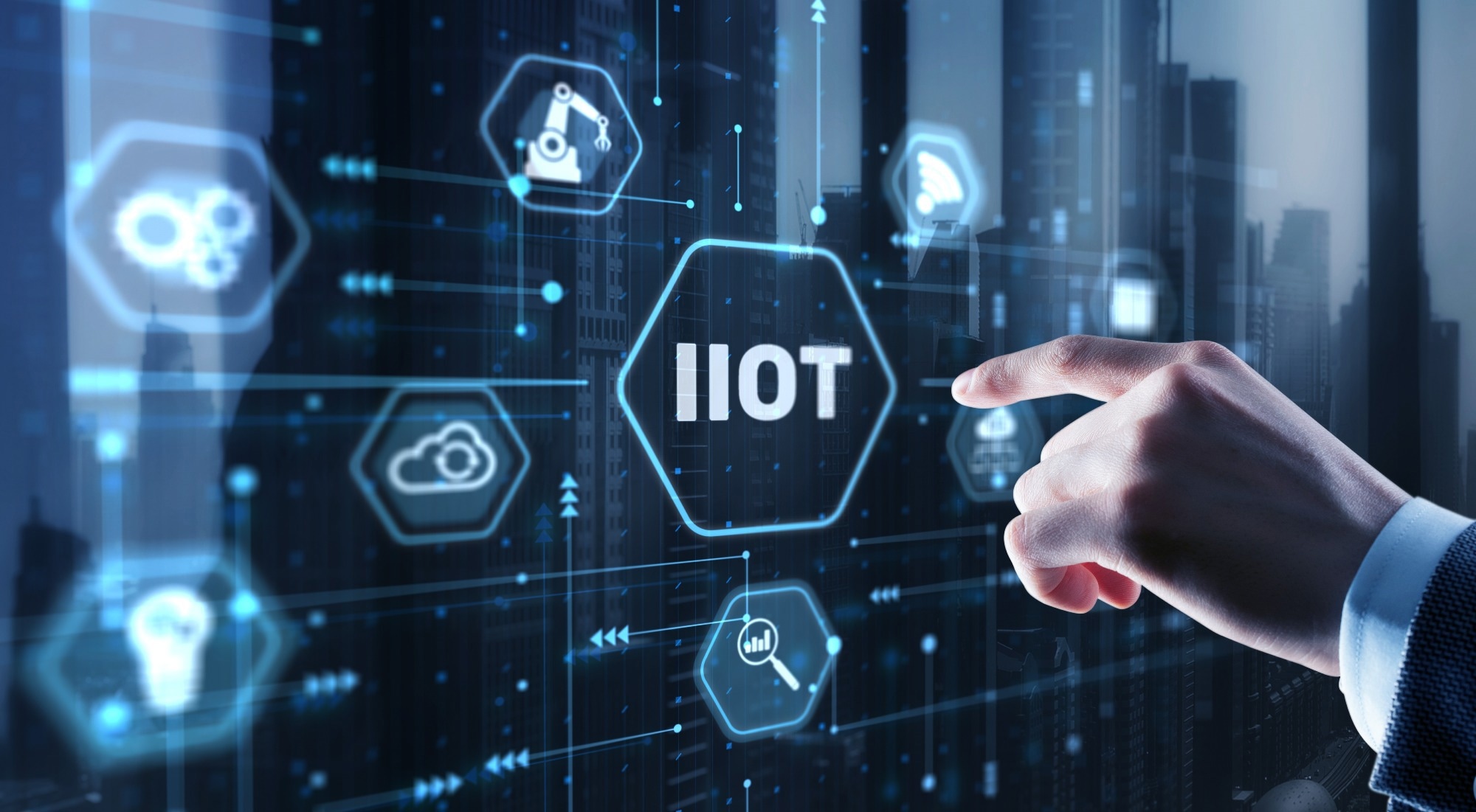 Edge Computing Transforms IIoT in Manufacturing
