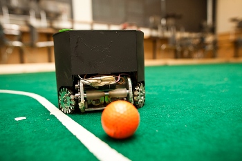 UBC Engineering Students Gear up for Robocup Conference with Thunderbots