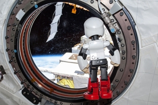 Kirobo Robot Astronaut to Return to Earth from the International Space Station