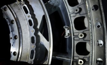 New Robots with Sticky Feet Can Inspect Inside Complex Machines Without Dismantling Them