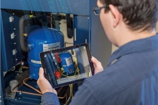 Hannover Messe 2019: AI-Based Dialog Systems for Business