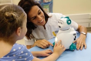 UMH Researchers Join Hands with AISOY Robotics to Expand Potential of Robot-Assisted Therapies