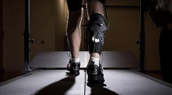 New Wearable Robotic Suit Encourages Normal Walking in Stroke Patients