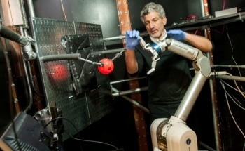 Amputees can Able to Control Robotic Arm with Help of Brain Implants