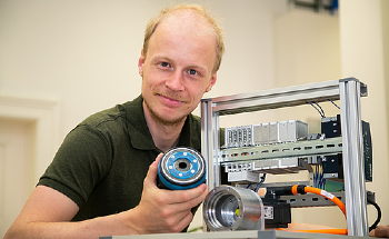 New Compact Gearbox for Industrial Robots, Lifting and Positioning Devices