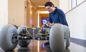 Robots Introduced to Enhance Job Safety in Retail Environments