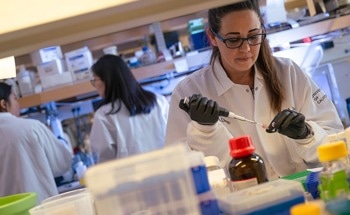 Open-Source AI Tool Streamlines Cancer Drug Candidate Generation