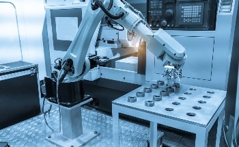 RobotPlusPlus Unveils HighMate C20 Cargo Hold Cleaning Robot at SMM 2024
