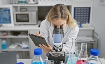 Deep Learning is Revolutionizing Powder Size Detection in the Pharmaceutical Industry