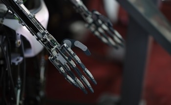 Scientists Found a Way to Stop Balance Loss Caused by Neural Delay