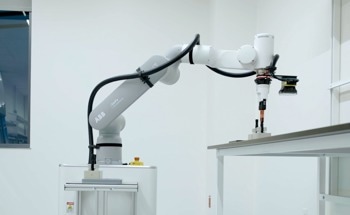 ABB Robotics Collaborates with Roche to Bring Physical AI to Laboratories